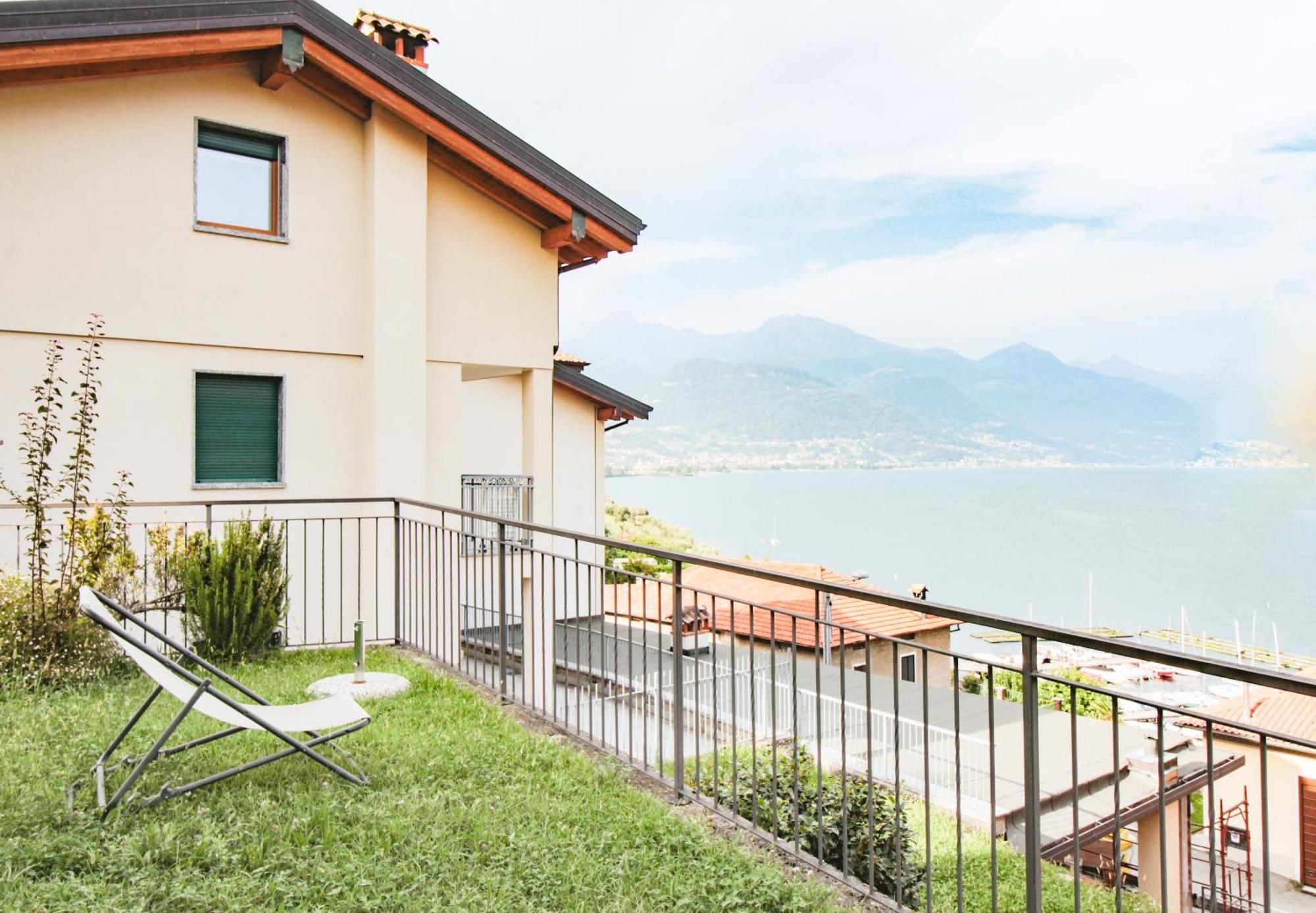 Appartamento Al Porto Pianello Del Lario Esterno foto
