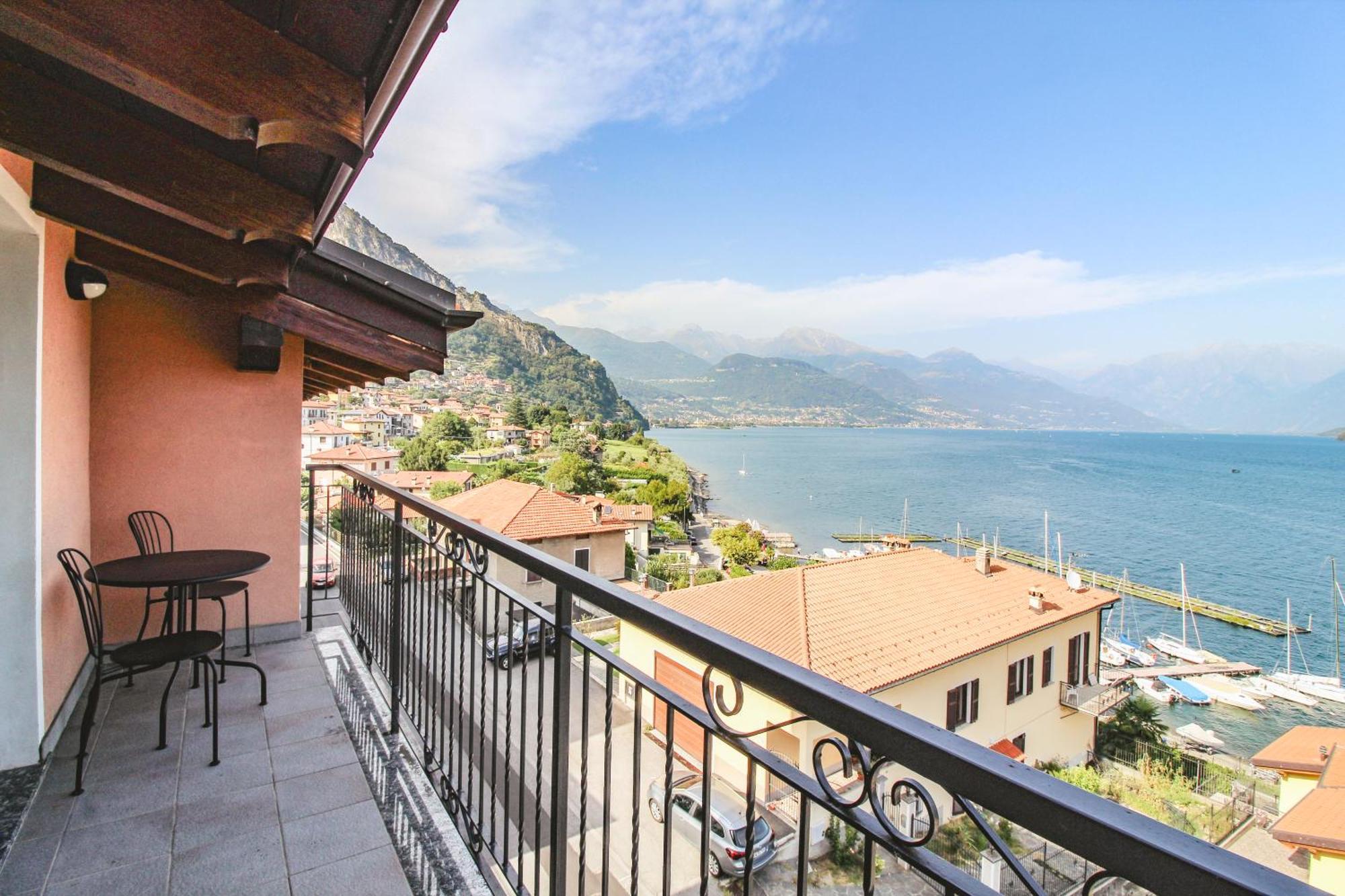 Appartamento Al Porto Pianello Del Lario Esterno foto