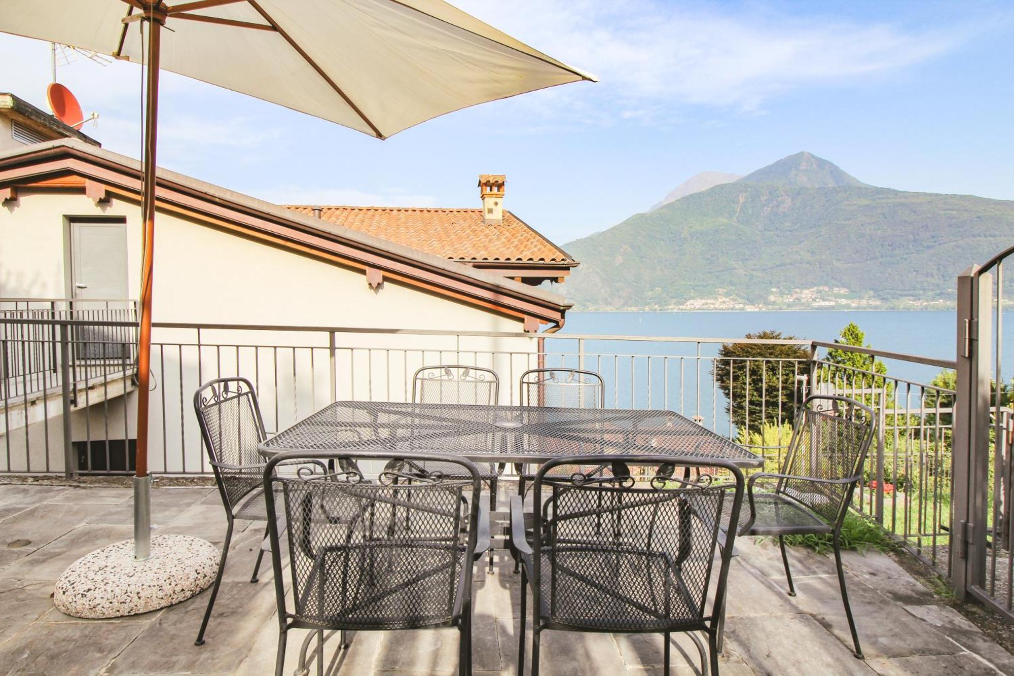 Appartamento Al Porto Pianello Del Lario Esterno foto